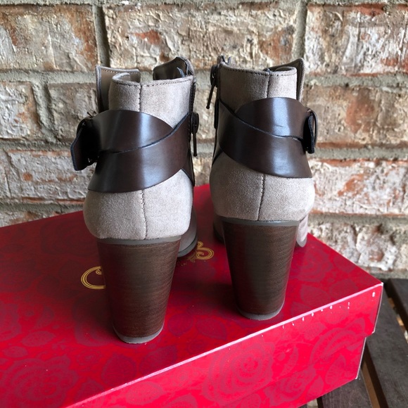 Carlos Santana Booties - Picture 3 of 4